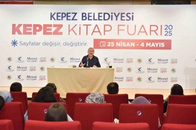 Kepez Kitap Fuarı&rsquo;nda usta şair Erbaş: "Ben annemin hecesiyim"
