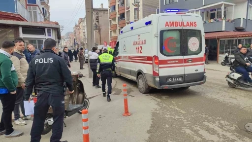 Keşan&rsquo;da ehliyetsiz s&uuml;r&uuml;c&uuml;lerin karıştığı kazada 1 kişi yaralandı
