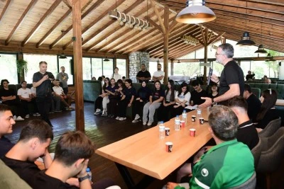 Kestel Belediye Başkanı Ferhat Erol, gen&ccedil;lerin sorularını cevapladı