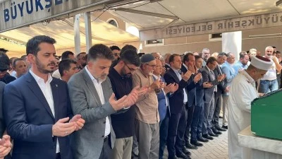 Kestel Belediye Başkanının trafik kazasında hayatını kaybeden amcası son yolculuğuna uğurlandı