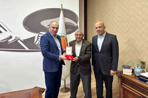 Kıbrıs gazisine Milli M&uuml;cadele Madalyası ve Beratı
