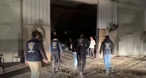 Kiralık otomobilleri kullanılamayan aynı model ara&ccedil;larla "change" yapan şebeke &ccedil;&ouml;kertildi
