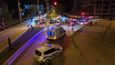 Kırıkkale&rsquo;de zincirleme trafik kazası: 2 yaralı
