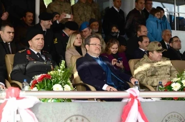 Kırkağa&ccedil;&rsquo;ta uzman erbaşların mezuniyet coşkusu
