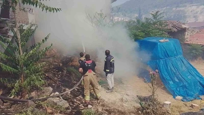 Kırkağa&ccedil;&rsquo;ta orman yangını s&ouml;nd&uuml;rme &ccedil;alışması s&uuml;r&uuml;yor