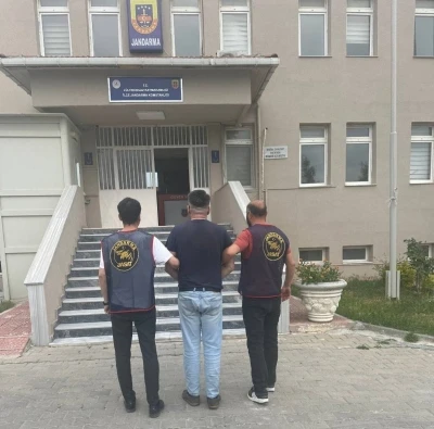 Kırklareli&rsquo;nde 5 ayrı su&ccedil;tan 23 yıl 11 ay hapis cezası ile aranan h&uuml;k&uuml;ml&uuml; yakalandı
