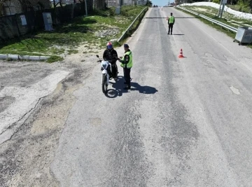 Kırklareli&rsquo;nde jandarma ekiplerinden bayram &ouml;ncesi dronlu denetim
