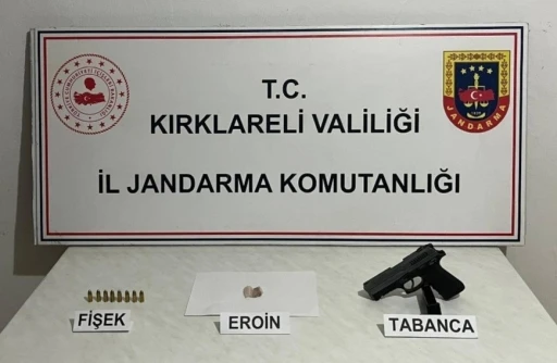 Kırklareli&rsquo;nde ka&ccedil;ak kazı ve uyuşturucu operasyonu: 8 g&ouml;zaltı
