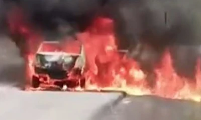 Kırklareli&rsquo;nde seyir halindeyken yangın &ccedil;ıkan ara&ccedil; k&uuml;le d&ouml;nd&uuml;