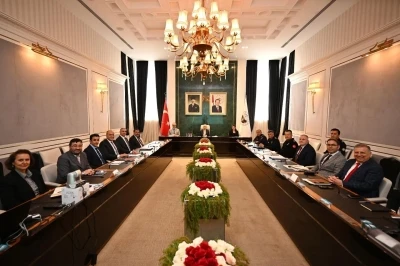 Kırklareli&rsquo;nde turizm sezonu ve hudut kapıları i&ccedil;in tedbirler değerlendirildi
