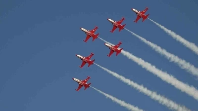 Kırklareli&rsquo;nde T&uuml;rk Yıldızları nefes kesti