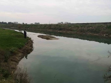 Kırmızı akan Berdan Nehri normale d&ouml;nd&uuml;
