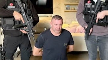 Kırmızı b&uuml;ltenle aranan organize su&ccedil; &ouml;rg&uuml;t&uuml; elebaşı Eric Schroeder, İstanbul'da yakalandı