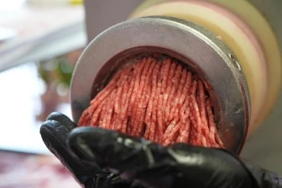 Kırmızı et &uuml;r&uuml;nlerinde sahtecilik s&uuml;r&uuml;yor