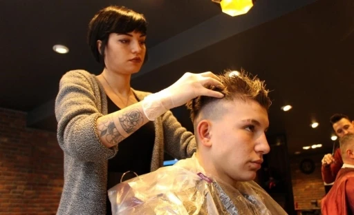 Kış ayları &ouml;ncesinde sa&ccedil; d&ouml;k&uuml;lmesine dikkat
