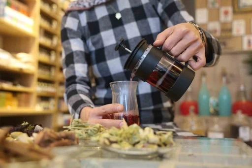 Kış aylarında v&uuml;cut direncini artırmak i&ccedil;in kış &ccedil;ayı &ouml;nerisi
