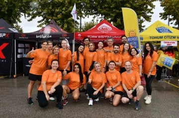 &rsquo;Kız &ccedil;ocukları okusun&rsquo; diye koştular
