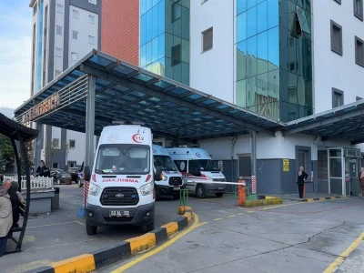 Kız &ouml;ğrenci yurdunda 40 &ouml;ğrenci zehirlendi