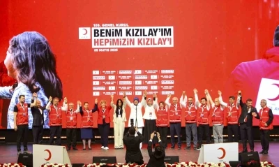 Kızılay Genel Başkanı Fatma Meri&ccedil; Yılmaz g&uuml;ven tazeledi
