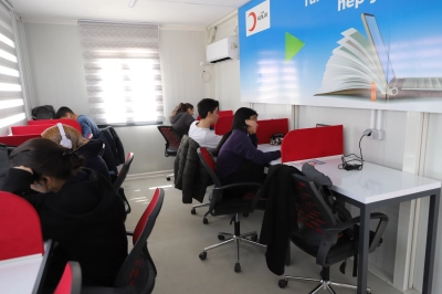 Kızılay K&uuml;t&uuml;phanelerinde Hazırlanan 504 &Ouml;ğrenci &Uuml;niversiteli Oldu