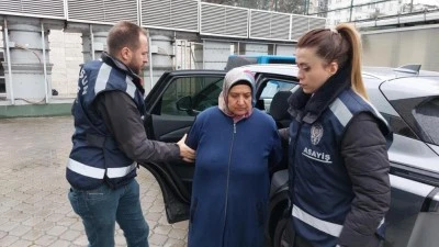 Kızını boğarak &ouml;ld&uuml;ren anne...