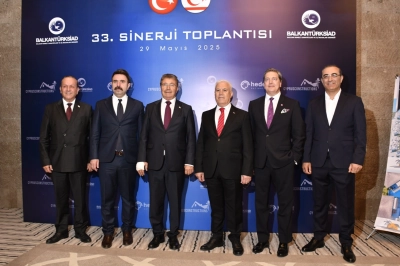 KKTC Başbakanı &Uuml;nal &Uuml;stel: "Tatilde Yunan Adalarını Değil KKTC'yi Tercih Edin"