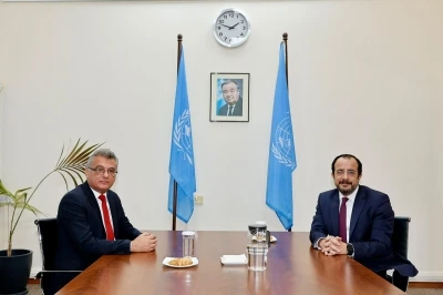 KKTC Cumhurbaşkanı Erh&uuml;rman ile GKRY lideri Hristodulidis bir araya geldi