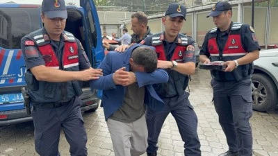 Koca vahşeti: Eşini bardakla d&ouml;v&uuml;p sonrasında boğarak &ouml;ld&uuml;rd&uuml;