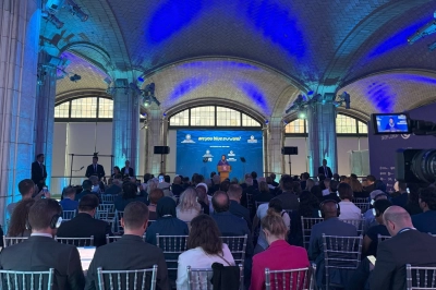 Kocaeli B&uuml;y&uuml;kşehir, Dev Projesini New York'ta Tanıttı