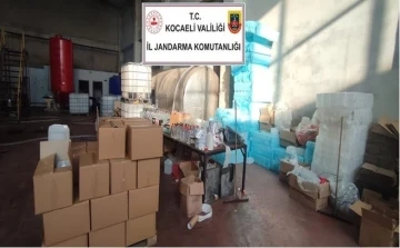 Kocaeli&rsquo;de 16 ton 990 litre etil alkol ele ge&ccedil;irildi
