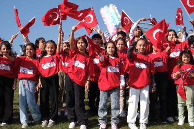 Kocaeli&rsquo;de Binler Cumhuriyet&rsquo;e Koşacak