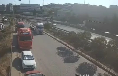 Kocaeli&rsquo;de feci kaza: &Ouml;l&uuml; ve yaralılar var