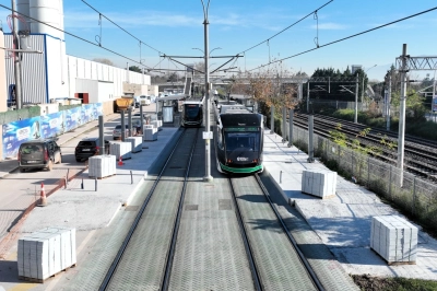 Kocaeli'de Tramvay Uzatılıyor, Yolcu Sayısı İki Katına &Ccedil;ıkıyor