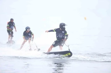 Kocaeli&rsquo;de T&uuml;rkiye Su Jeti ve Flyboard Şampiyonası ile nefesler kesildi
