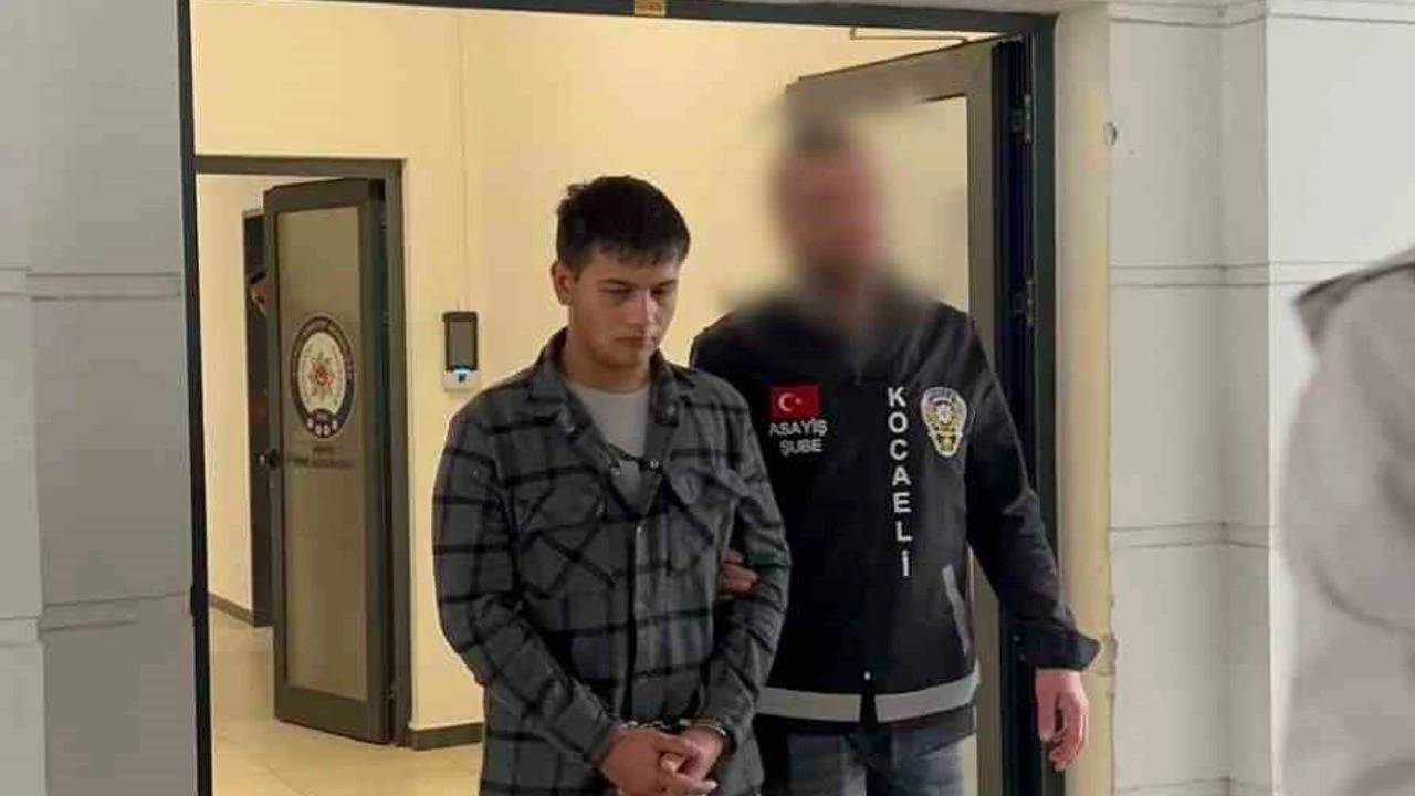 Kocaeli&rsquo;de vatandaşı 872 bin TL dolandıran 2 ş&uuml;pheli yakalandı