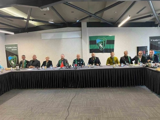 Kocaelispor Başkanı Recep Durul: "Bazı şeylerin kontrol&uuml; bizde değil, bekliyoruz"
