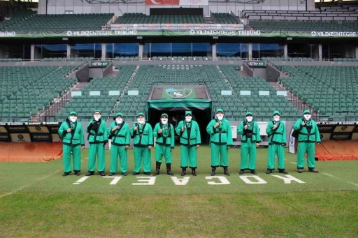 Kocaelispor&rsquo;dan g&ouml;r&uuml;lmemiş yeni yıl kutlaması
