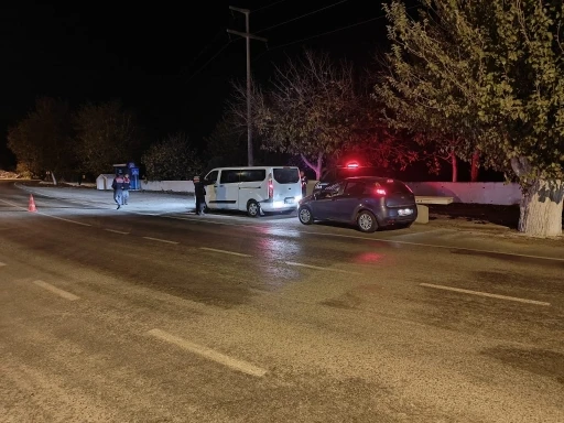 Ko&ccedil;arlı&rsquo;da jandarma ekiplerinden &rsquo;sıcak nokta&rsquo; uygulaması
