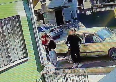 Kocası &ccedil;alışmak i&ccedil;in şehir dışına &ccedil;ıktı, evi boşalttı