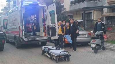 Kocasını evde &ouml;l&uuml; bulunca baygınlık ge&ccedil;irdi