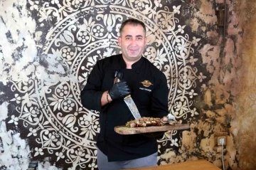 Kokore&ccedil; inovasyona uğradı, restoranların yeni g&ouml;zdesi: Kokoasado
