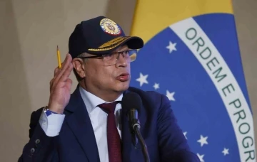 Kolombiya Devlet Başkanı Petro&rsquo;dan Ramallah&rsquo;ta b&uuml;y&uuml;kel&ccedil;ilik a&ccedil;ılması talimatı
