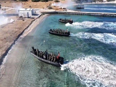 Komandolardan 'Deniz H&uuml;cum Harekatı Eğitimi'