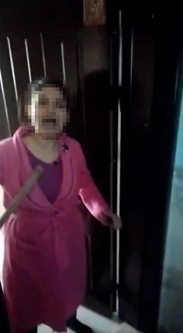 Komşu kavgasında ortalık savaş alanına d&ouml;nd&uuml;: 3 yaralı
