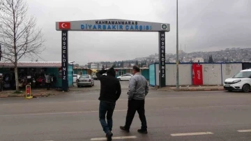 Konteyner &ccedil;arşıda esnafın faaliyeti s&uuml;r&uuml;yor
