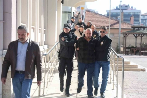 Konya&rsquo;da &ccedil;&ouml;ken bina soruşturmasında 6 kişi adliyeye sevk edildi
