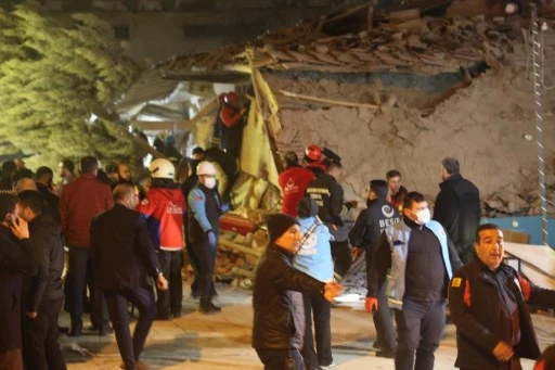 Konya'da &ccedil;&ouml;ken binayla ilgili g&ouml;zaltılar var! 