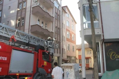 Konya&rsquo;da evin kapısını a&ccedil;mayan yaşlı &ccedil;ift ekipleri alarma ge&ccedil;irdi
