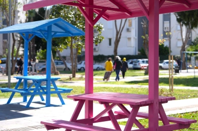 Konyaaltı'nın Bankları Rengarenk