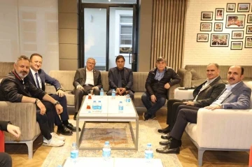 Konyaspor&rsquo;a, Fenerbah&ccedil;e ma&ccedil;ı &ouml;ncesi moral ziyareti
